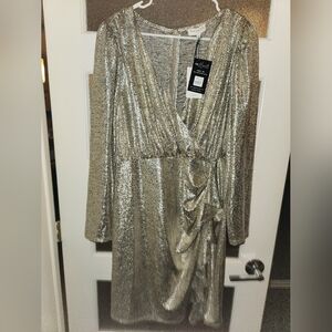 Gold dress , size 2x , branded new with tags